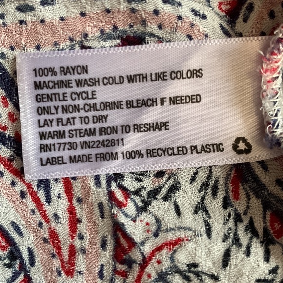 Knox Rose paisley tank top. Size medium - Picture 3 of 5